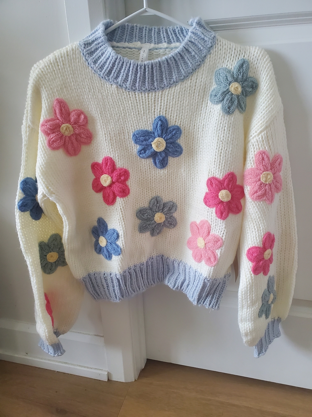 Cream Floral Appliqué Knit Sweater with Light Blue Trim